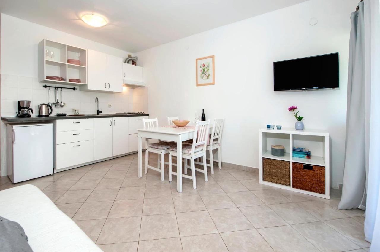Apartments Vanda Ровінь Екстер'єр фото
