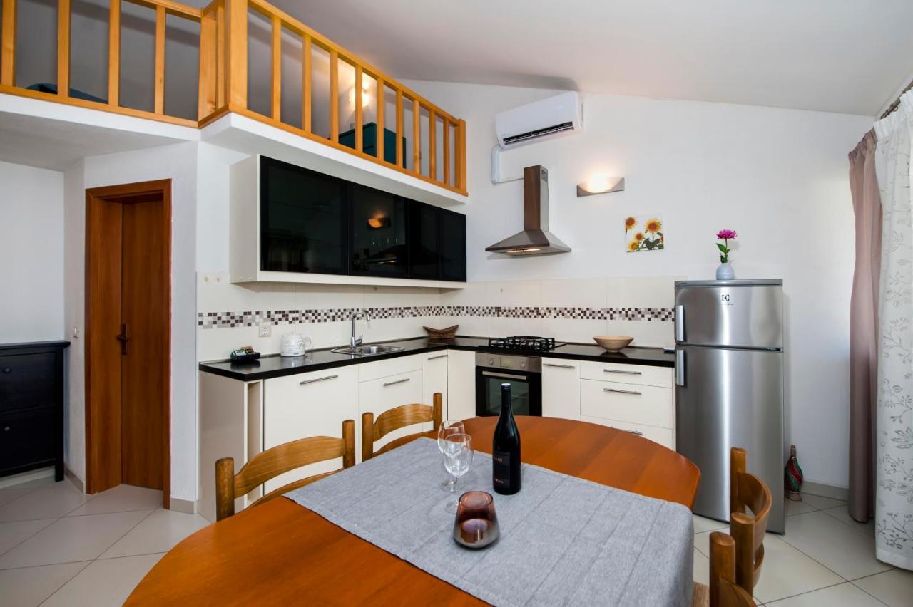Apartments Vanda Ровінь Екстер'єр фото