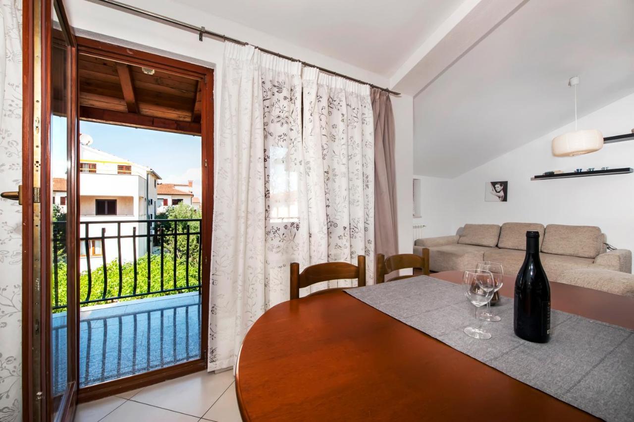 Apartments Vanda Ровінь Екстер'єр фото