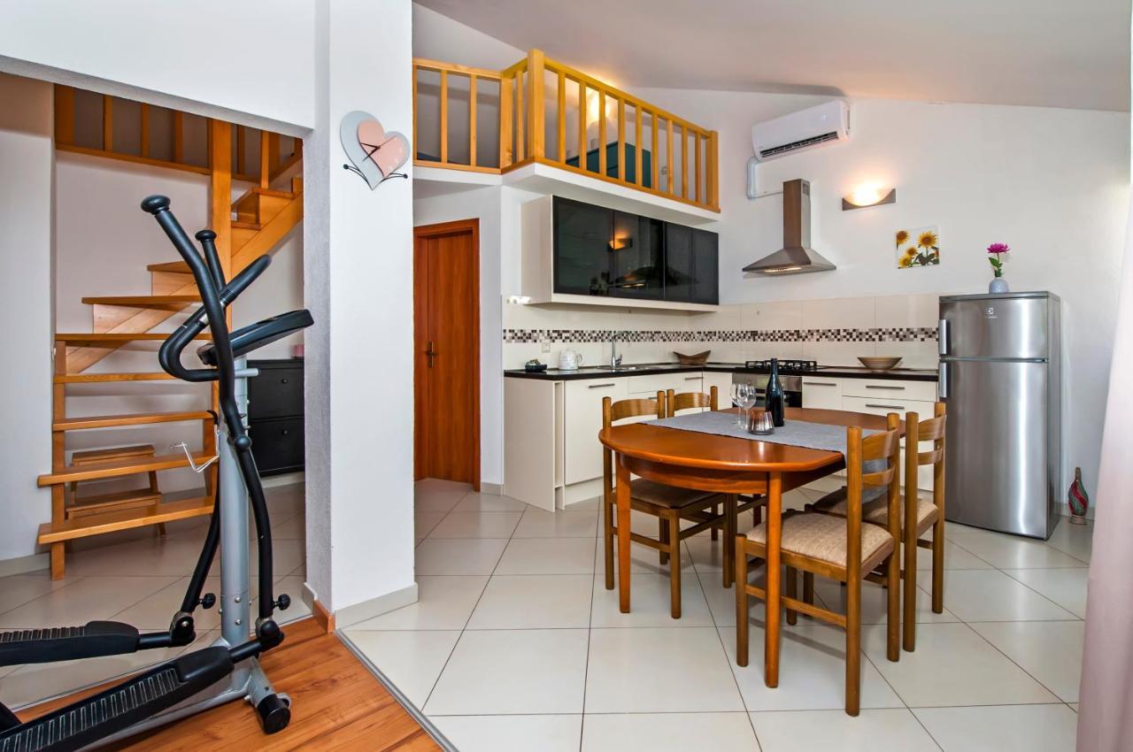 Apartments Vanda Ровінь Екстер'єр фото
